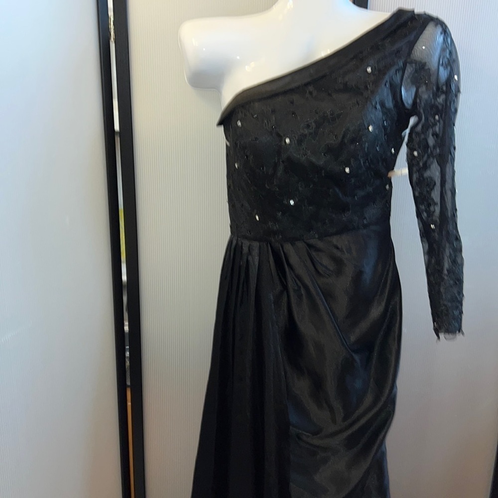 Hebeos-Sheath/Column Satin Lace One-ShoulderSweep/Brush Train Prom Gown - Picture 4 of 9